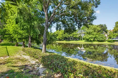 1088 Grove Park Circle Boynton Beach FL 33436