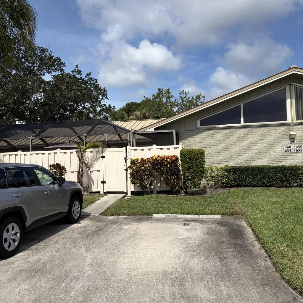 5654 Golden Eagle Circle Palm Beach Gardens FL 33418