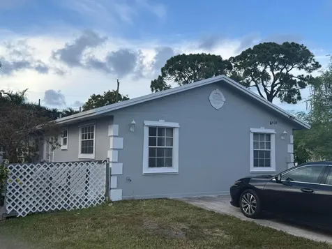 4403 Anna Lane Palm Springs FL 33406