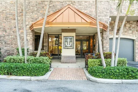 1035 S Federal Highway Delray Beach FL 33483