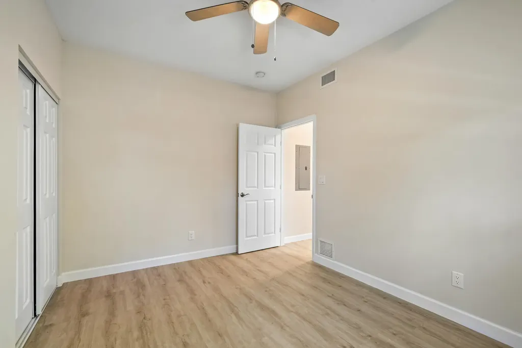 627 Bunker Road West Palm Beach FL 33405