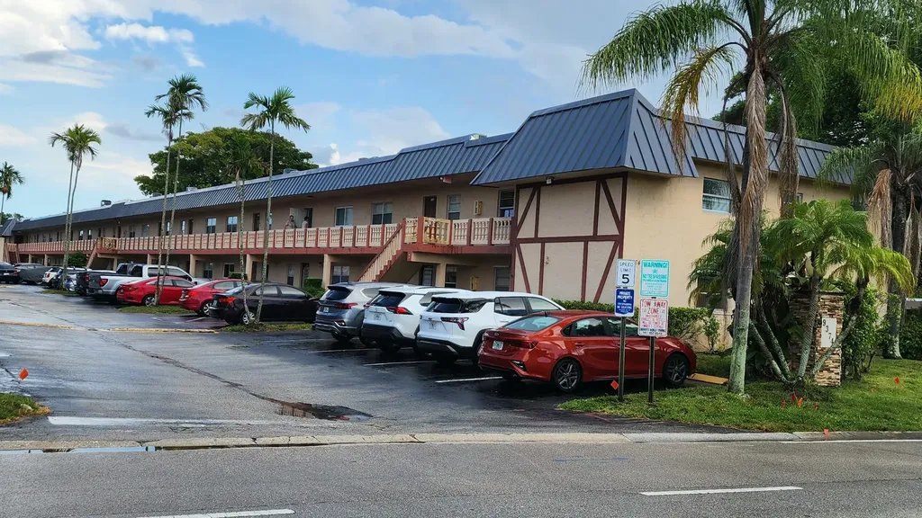 9374 SW 3rd Street Boca Raton FL 33428