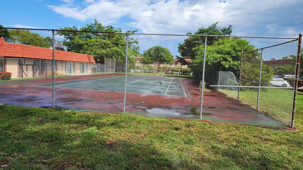 9374 SW 3rd Street Boca Raton FL 33428