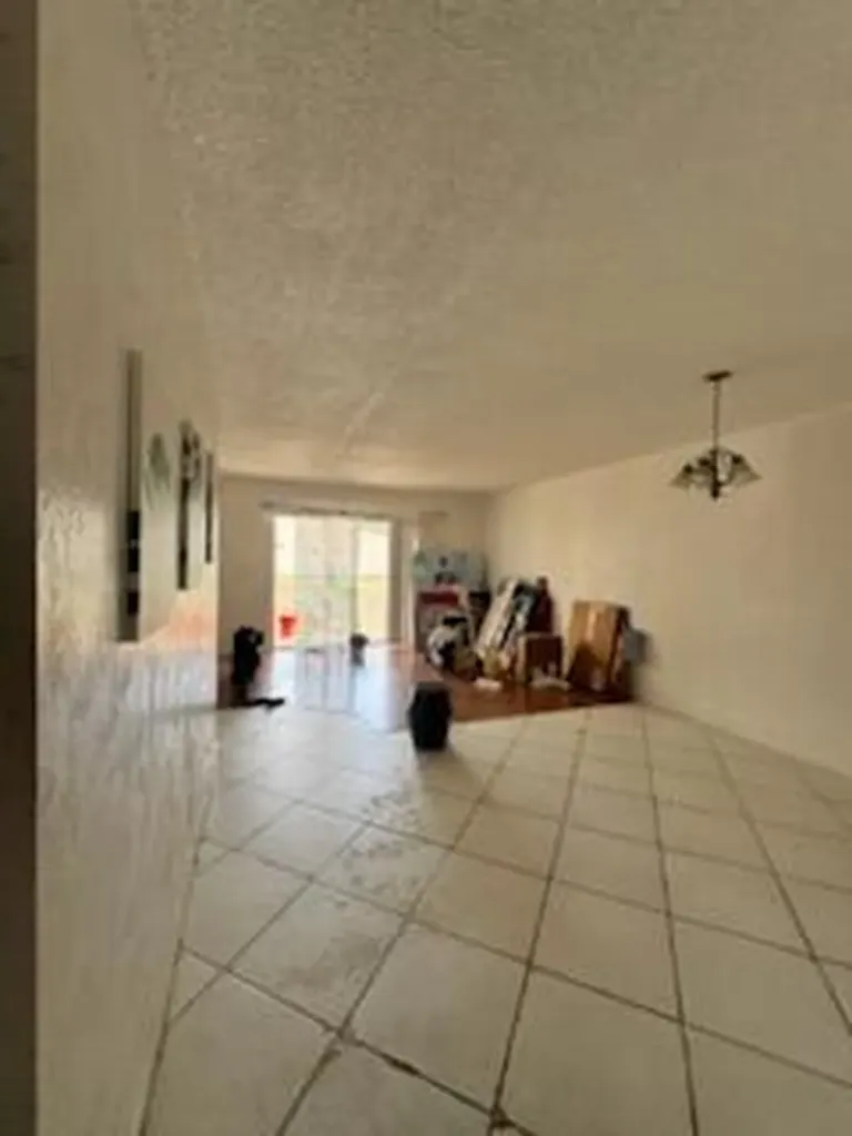 9374 SW 3rd Street Boca Raton FL 33428