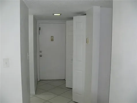 9374 SW 3rd Street Boca Raton FL 33428