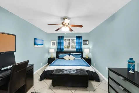 3004 NE 5th Terrace Fort Lauderdale FL 33334