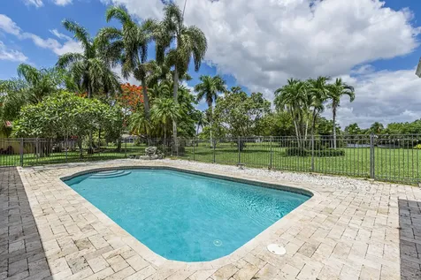 770 Ranch Road Weston FL 33326