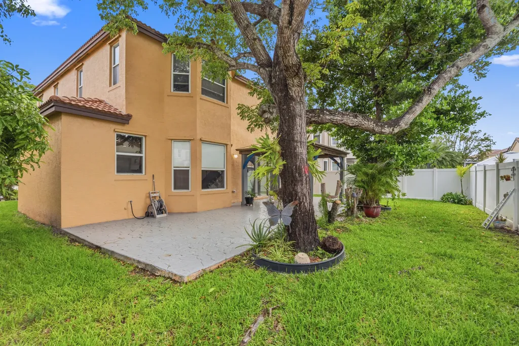 15744 SW 53rd Court Miramar FL 33027