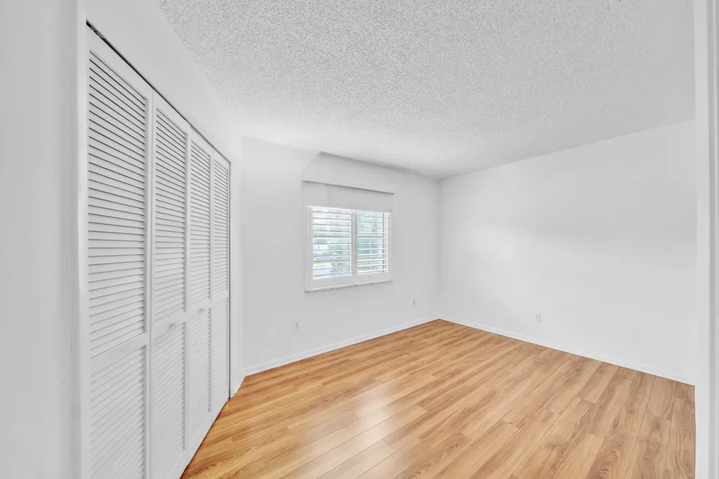 6062 Bania Wood Circle Atlantis FL 33462
