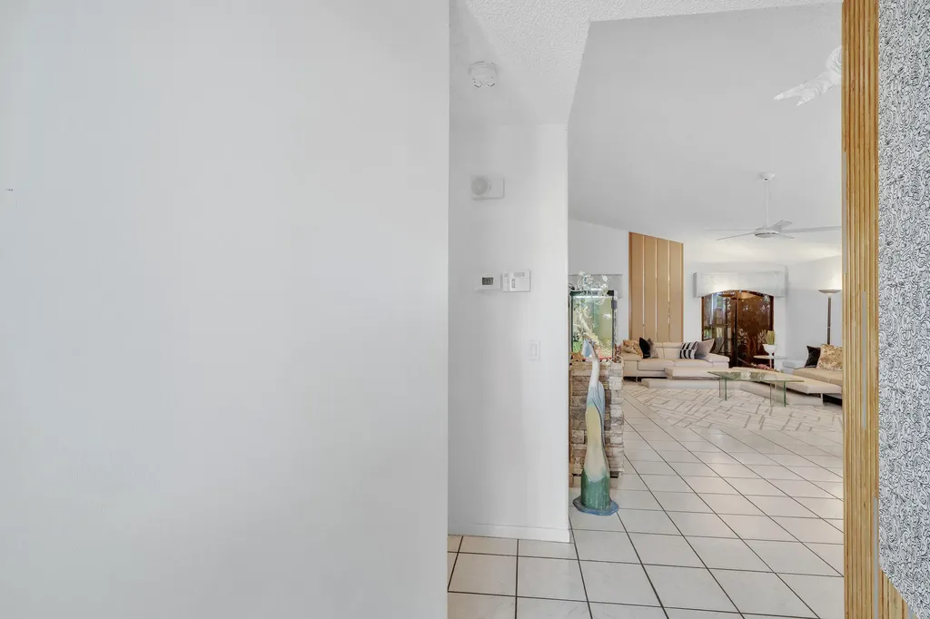 6062 Bania Wood Circle Atlantis FL 33462