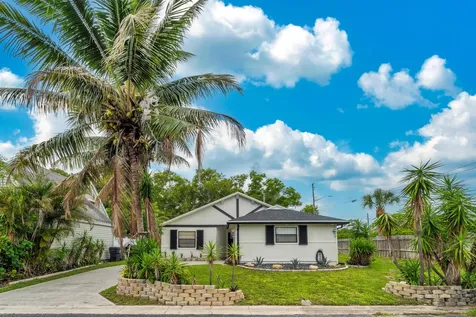 6062 Bania Wood Circle Atlantis FL 33462