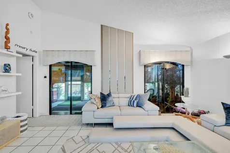 6062 Bania Wood Circle Atlantis FL 33462