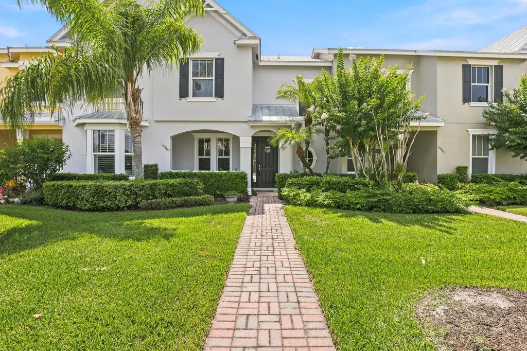 10487 SW West Park Avenue Port St Lucie FL 34987
