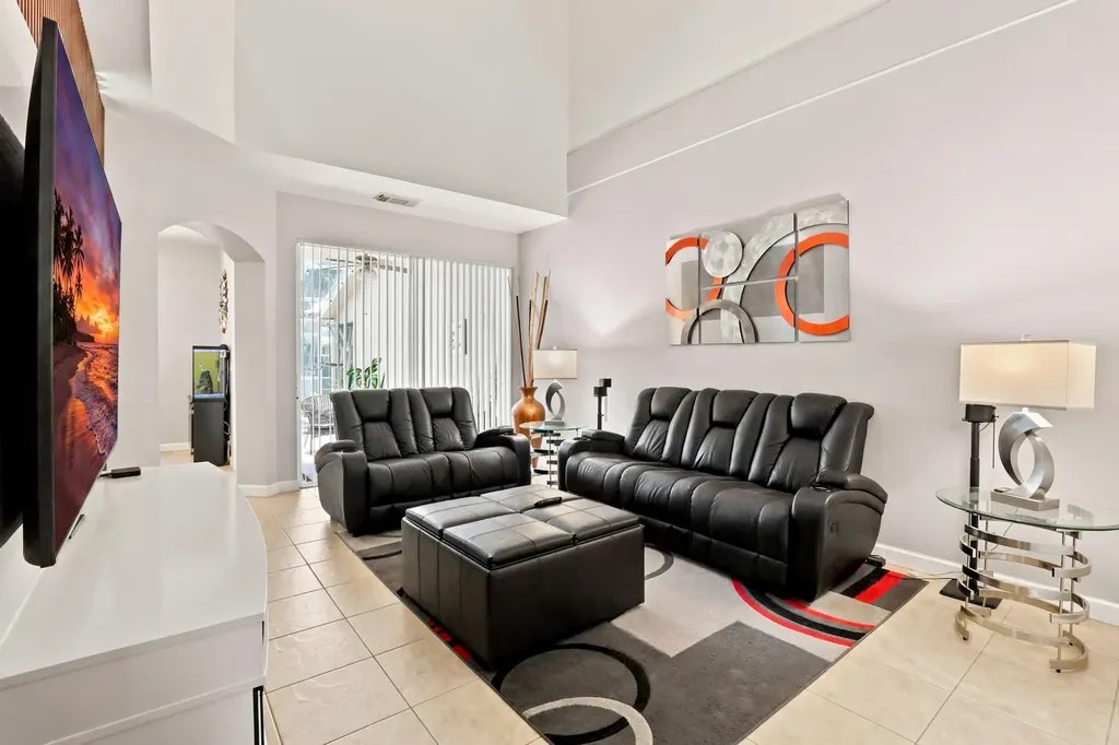 10487 SW West Park Avenue Port St Lucie FL 34987