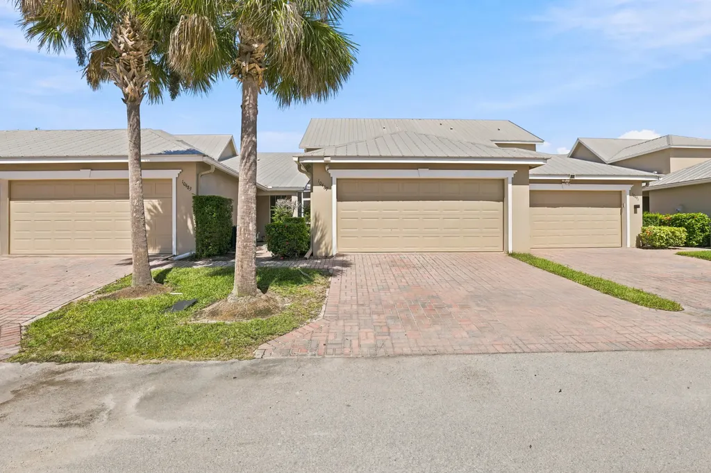 10487 SW West Park Avenue Port St Lucie FL 34987