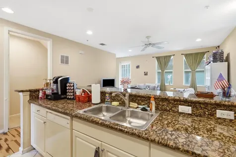 3902 White Peacock Lane Coconut Creek FL 33073