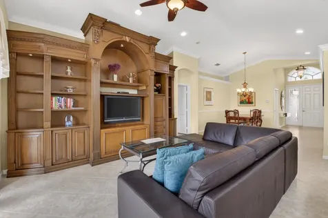 10932 Skyland Point Boynton Beach FL 33437