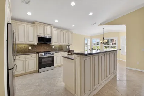 10932 Skyland Point Boynton Beach FL 33437