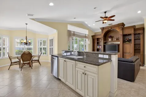 10932 Skyland Point Boynton Beach FL 33437