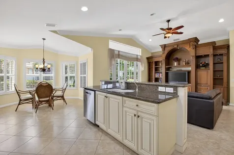 10932 Skyland Point Boynton Beach FL 33437