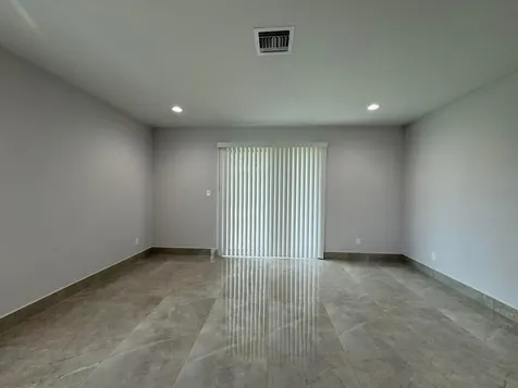 400 NE 30th Street Pompano Beach FL 33064
