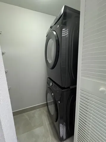 400 NE 30th Street Pompano Beach FL 33064