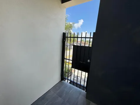 400 NE 30th Street Pompano Beach FL 33064