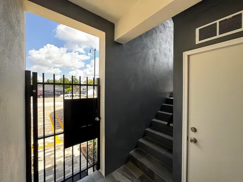 400 NE 30th Street Pompano Beach FL 33064