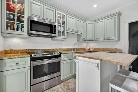 412 El Prado West Palm Beach FL 33405