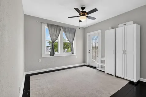 412 El Prado West Palm Beach FL 33405