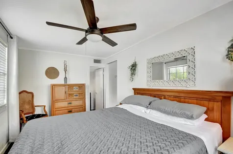 412 El Prado West Palm Beach FL 33405