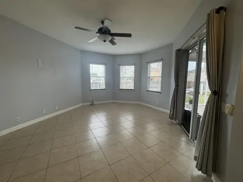 997 SW Hamberland Avenue Port St Lucie FL 34953