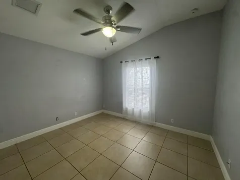 997 SW Hamberland Avenue Port St Lucie FL 34953