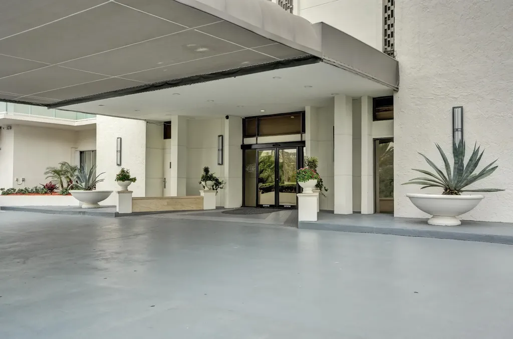 3900 Galt Ocean Drive Fort Lauderdale FL 33308