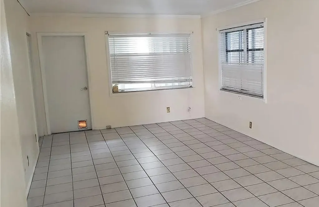 1490 NW 43rd Avenue Lauderhill FL 33313