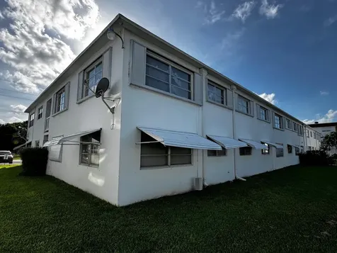 1320 NW 43 Terrace Lauderhill FL 33313
