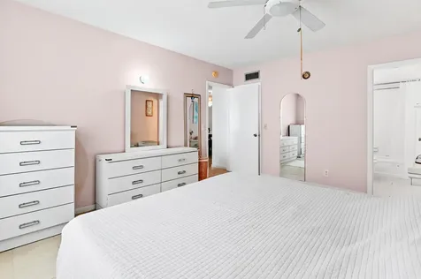 2860 SW 22nd Avenue Delray Beach FL 33445