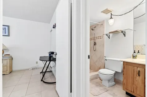 2860 SW 22nd Avenue Delray Beach FL 33445