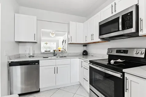 2860 SW 22nd Avenue Delray Beach FL 33445