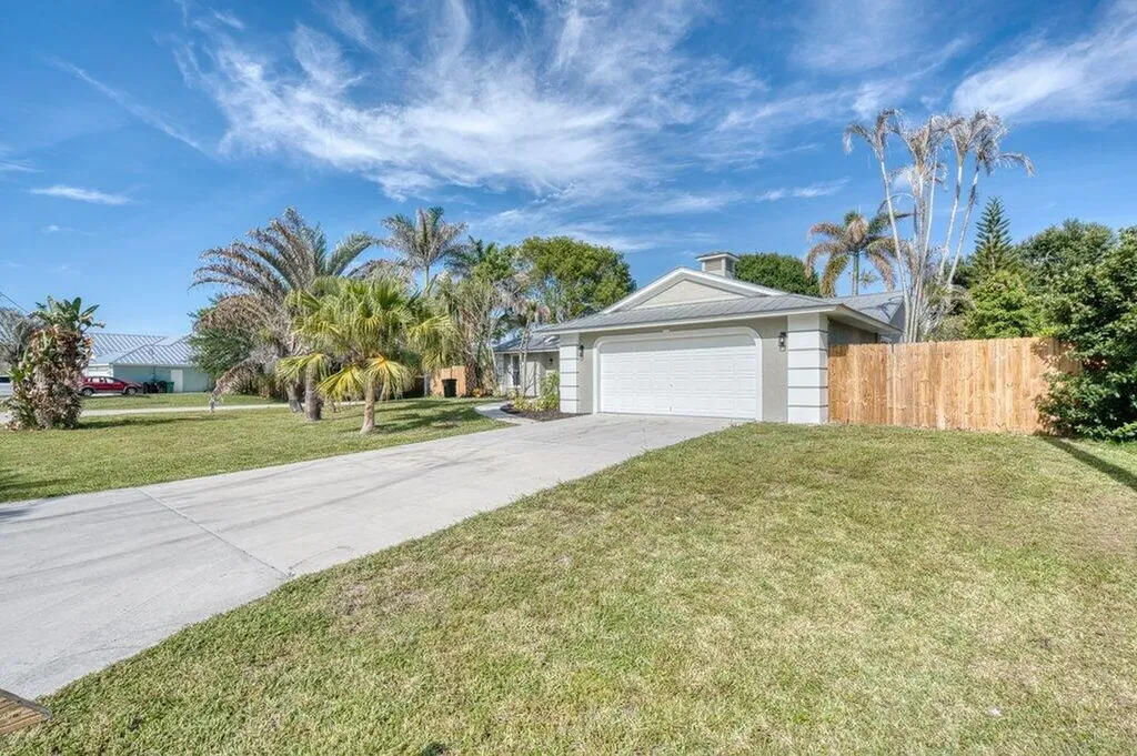2501 SE Marius Street Port St Lucie FL 34952