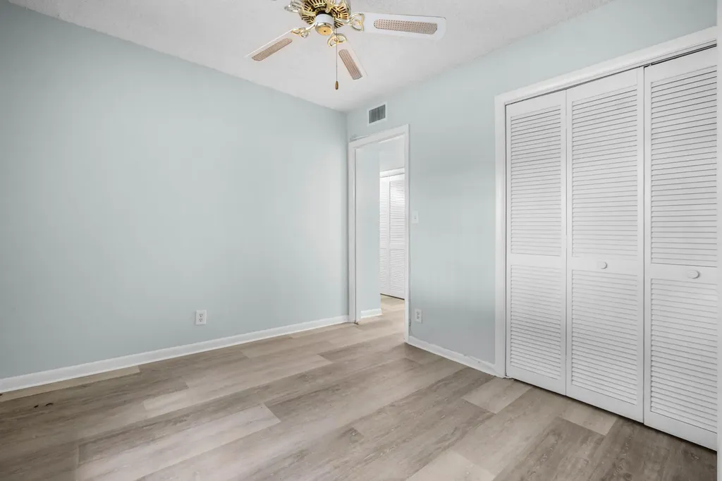 1779 NE 39th Court Pompano Beach FL 33064