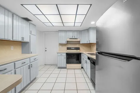 1779 NE 39th Court Pompano Beach FL 33064
