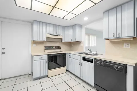 1779 NE 39th Court Pompano Beach FL 33064