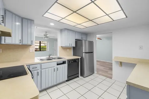 1779 NE 39th Court Pompano Beach FL 33064