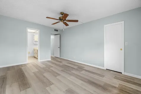 1779 NE 39th Court Pompano Beach FL 33064