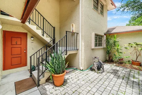 1779 NE 39th Court Pompano Beach FL 33064