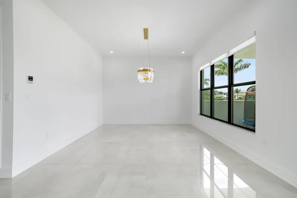 8561 Crystal Downs Avenue Boca Raton FL 33434