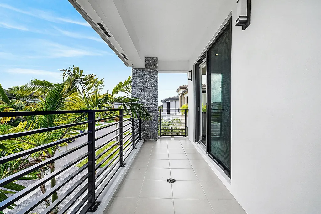 8561 Crystal Downs Avenue Boca Raton FL 33434