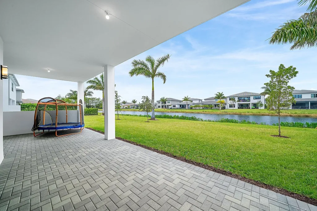 8561 Crystal Downs Avenue Boca Raton FL 33434