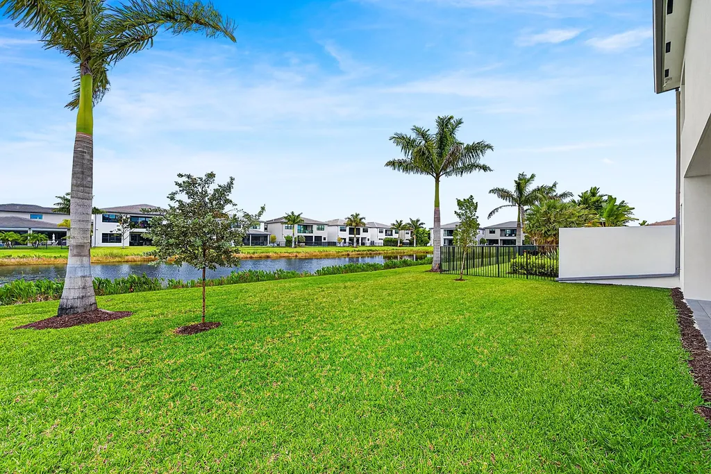 8561 Crystal Downs Avenue Boca Raton FL 33434
